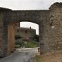 Toegangspoort in de muur van Artajona