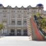 Theater in Figueres met kunstwerk