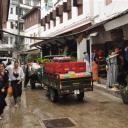 Verregend straatje in Stone Town