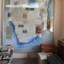 Grote kaarten aan de muur met de plaatsen waar David Livingstone is geweest