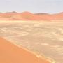 Uitzicht over de Sossusvlei vanaf Dune 40