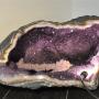Groot stuk amethyst in de Kristall Galerie