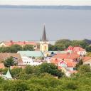 Uitzicht vanaf slot Borgholm richting de stad Borgholm