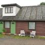 Voorzijde van het huis, de rechterdeur was voor ons, links van de eigenaren
